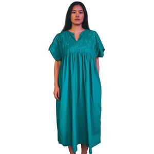 Vintage Green Embroidered Mumu Dress Womens Sz Medium Cap Sleeve Flowy 80s